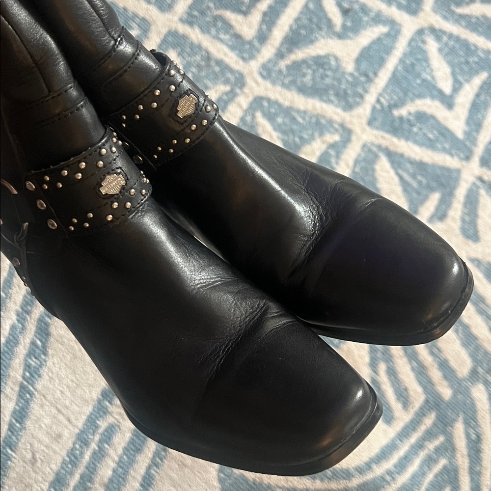 Harley-Davidson Embellished Black Leather Harness Heeled Boots Size 8.5 - Picture 10 of 11